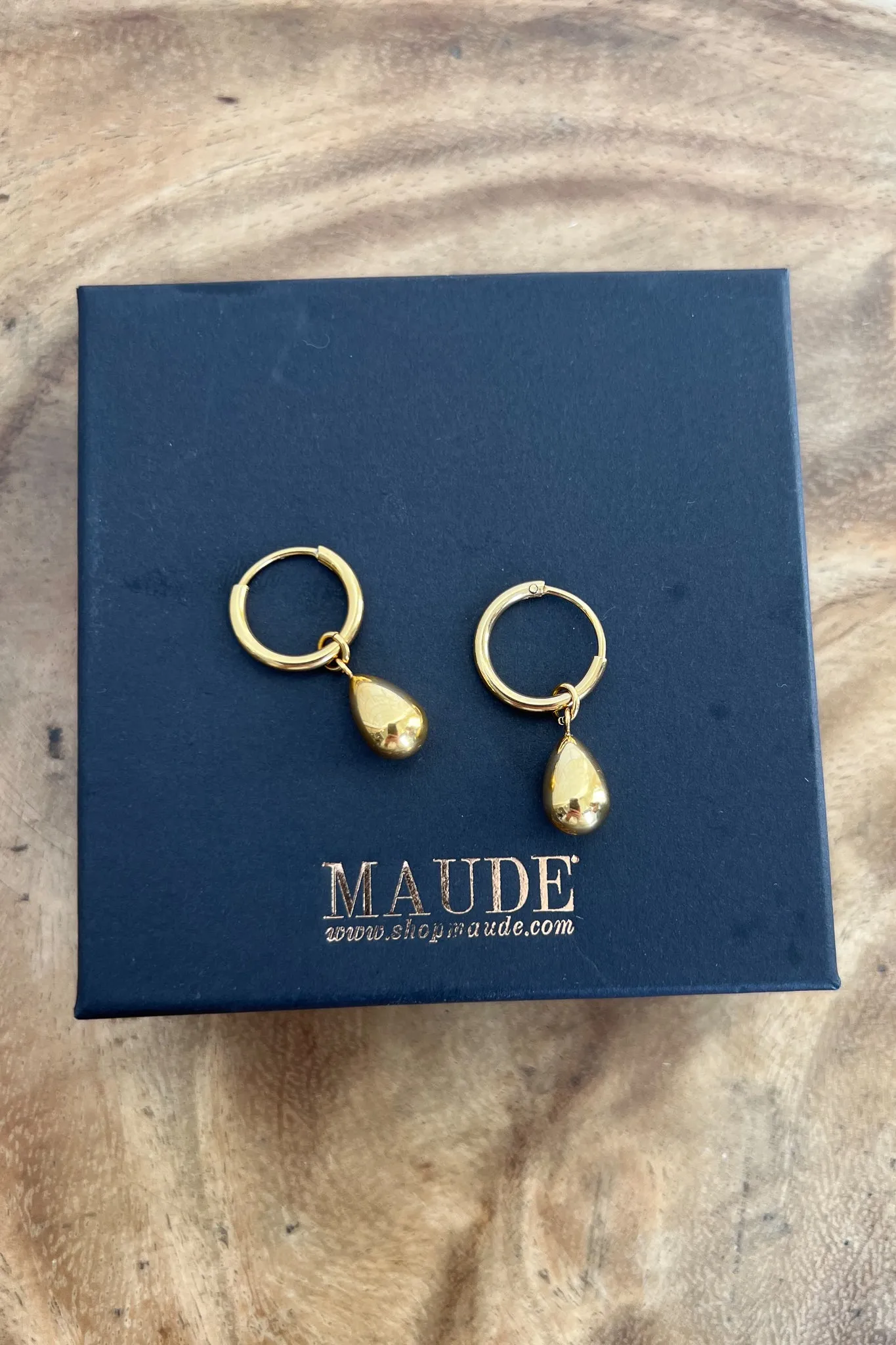 18K Gold Drop Earrings