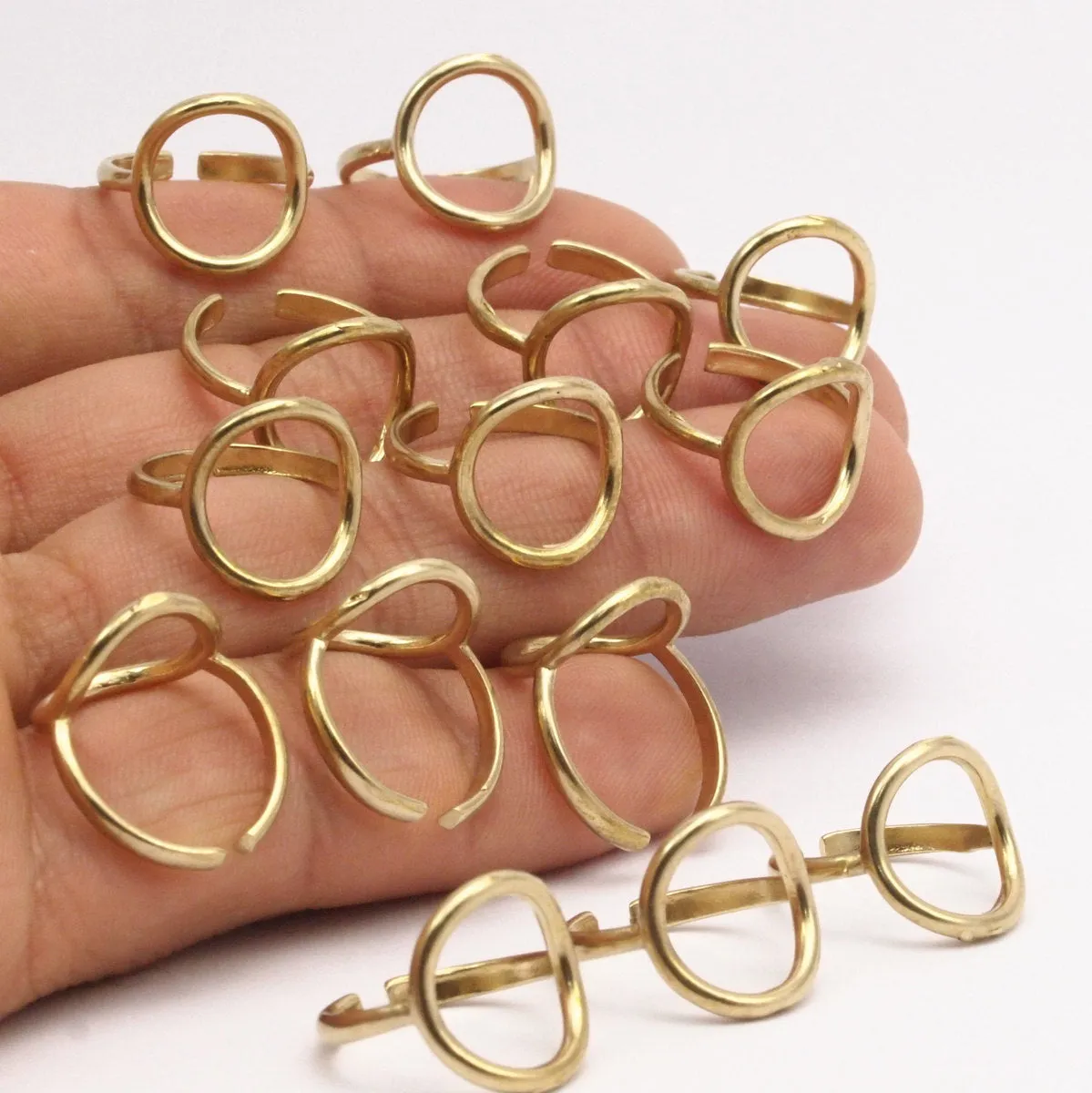 Adjustable Circle Ring - 10 Raw Brass Adjustable Circle Rings - (14-15mm) Mn71