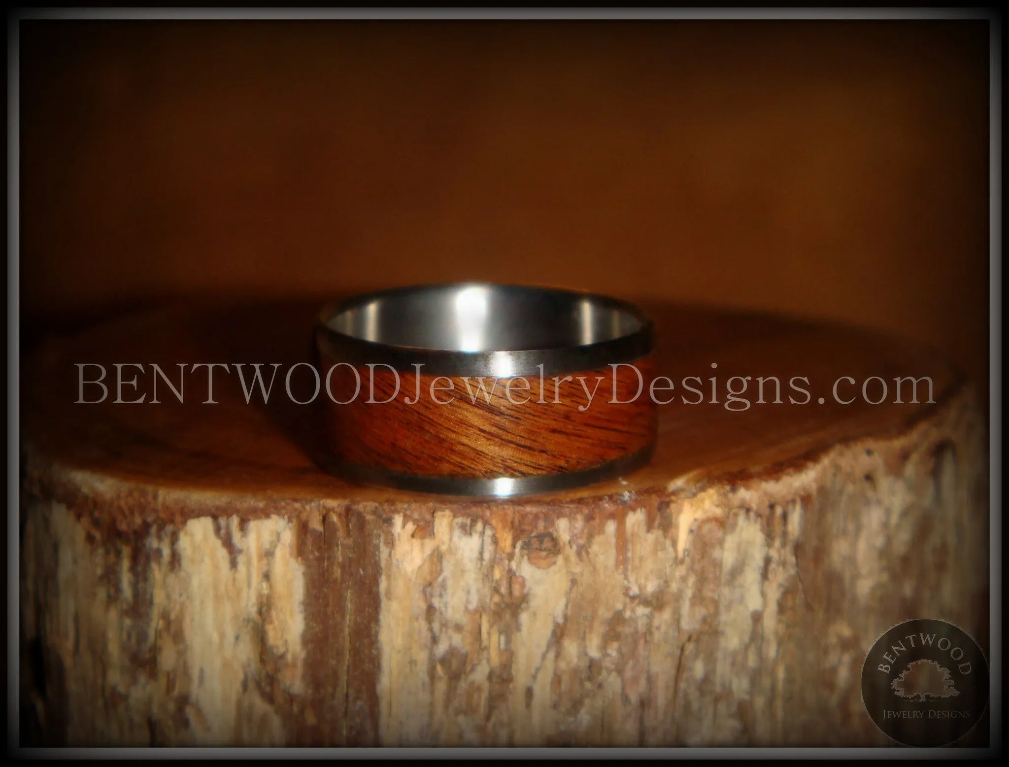 Bentwood Ring - Rosewood with Surgical Grade Stainless Steel Comfort Fit Metal Core