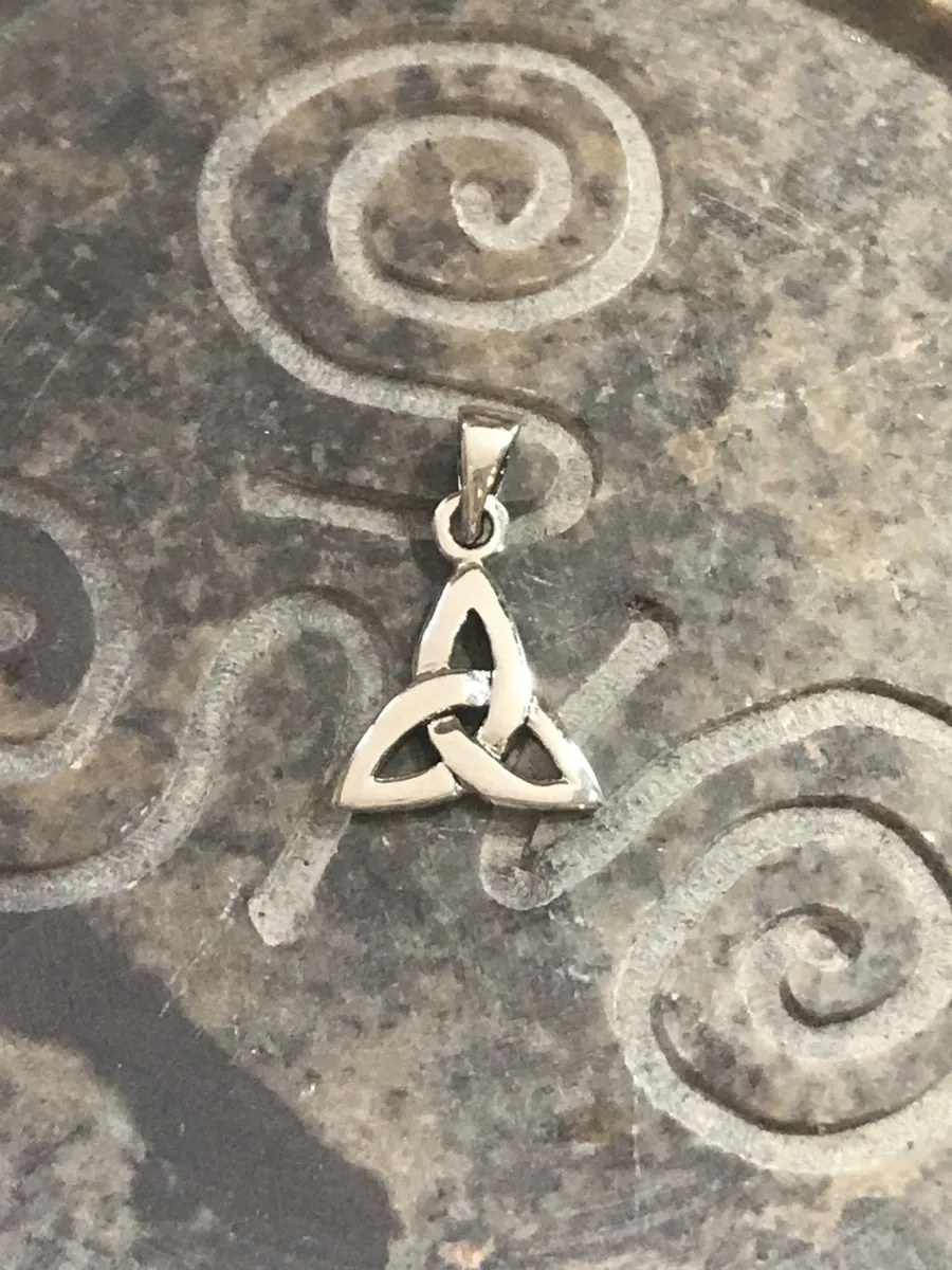 Celtic Triquetra Pendant