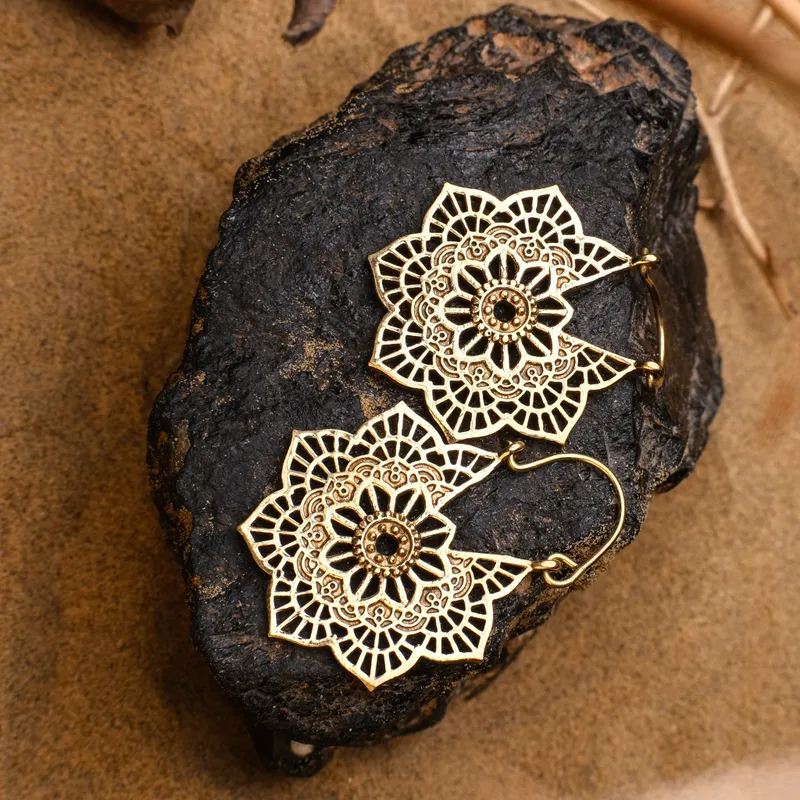 Dhara Earrings