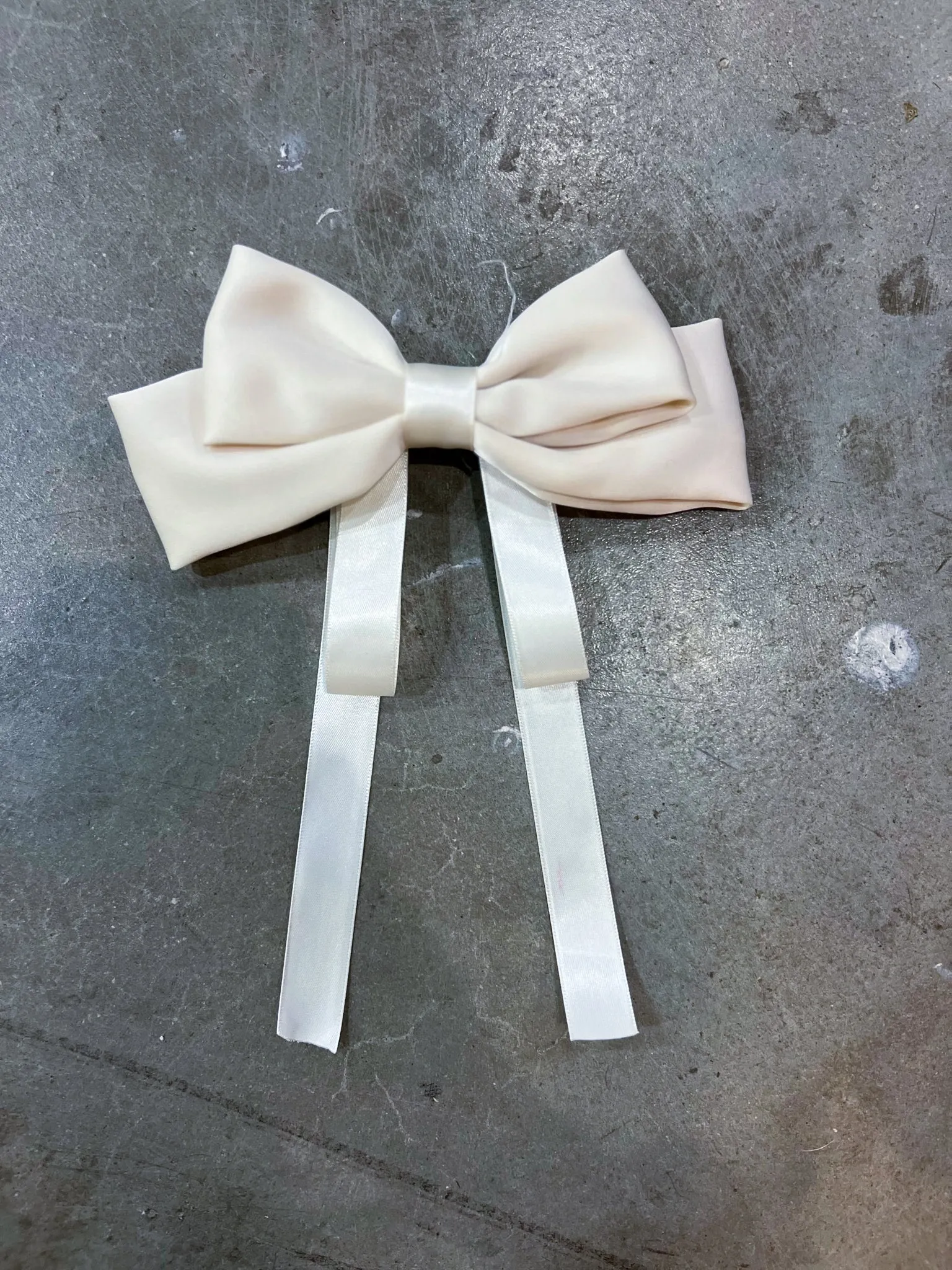 Double Layer Bow Clip