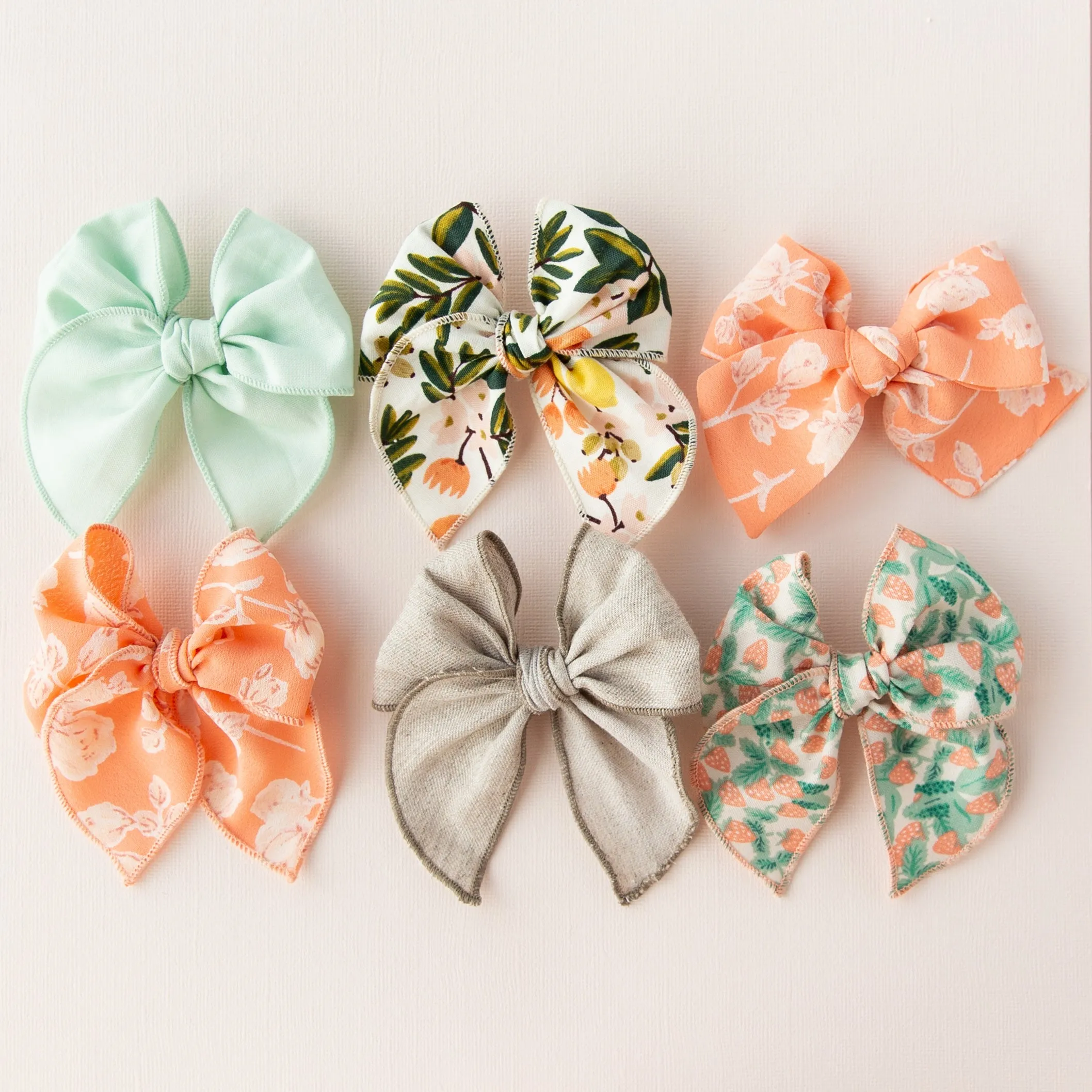 Flax | Petite Party Bow