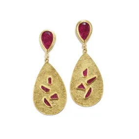 Gold Drop Earrings with Ruby