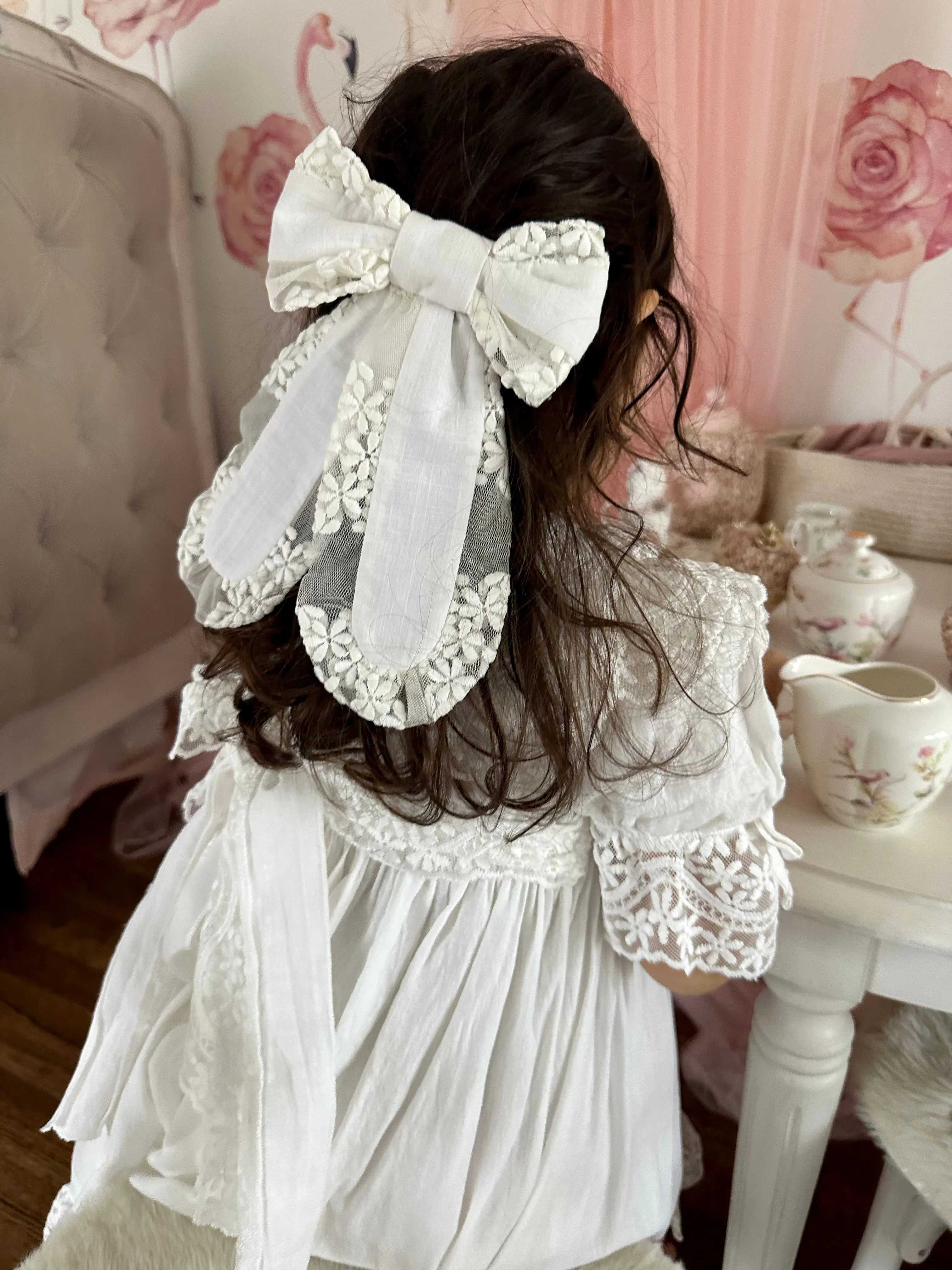 Katherine Linen Hair Bow