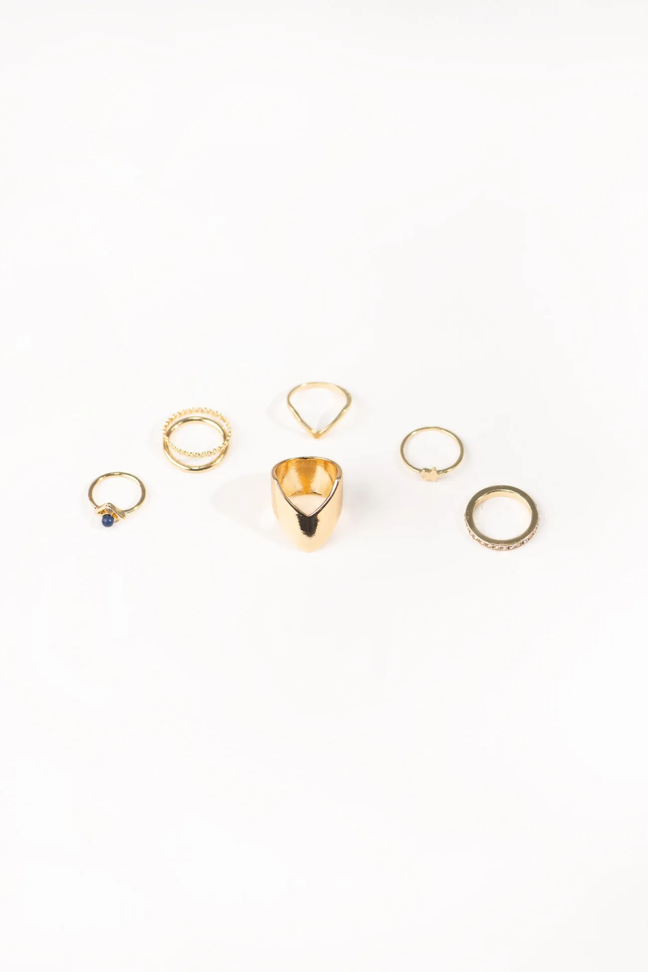 SET OF METALLIC RINGS