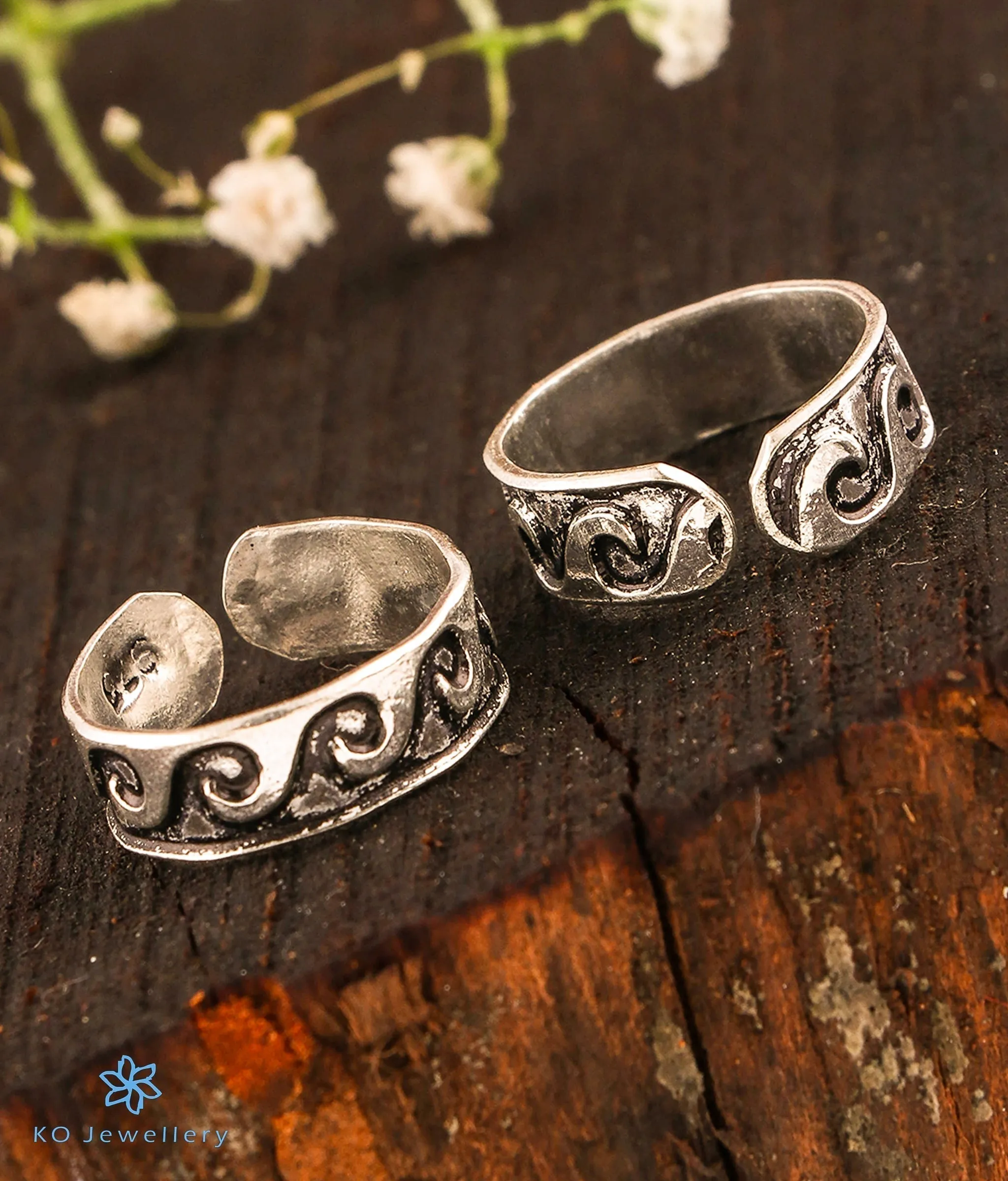 The Khyati Silver Toe-Rings