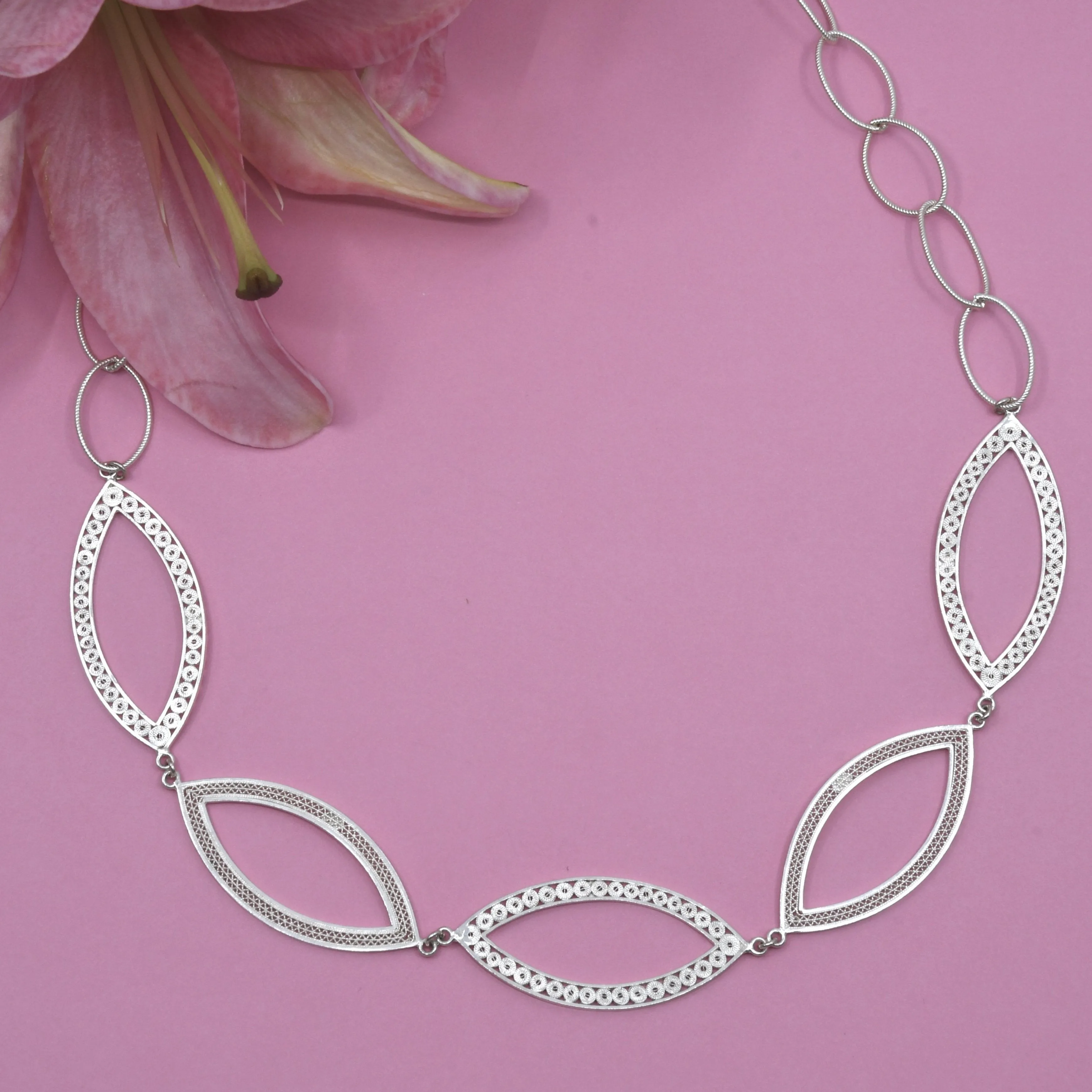 THEA SILVER NECKLACE FILIGREE